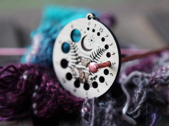 Cherry Wood Knitting Gauge with Moon, Stars & Bronze Clasp