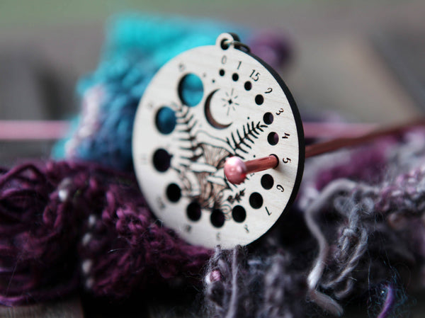 Cherry Wood Knitting Gauge with Moon, Stars & Bronze Clasp