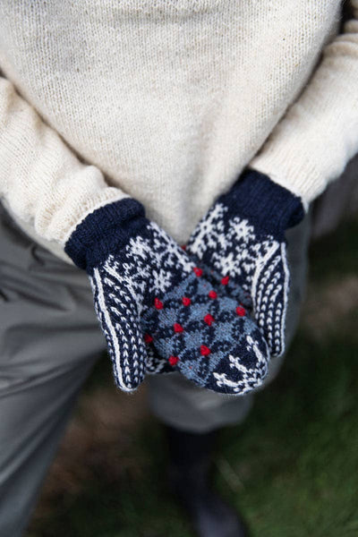 Tukubook: English / Hardcover