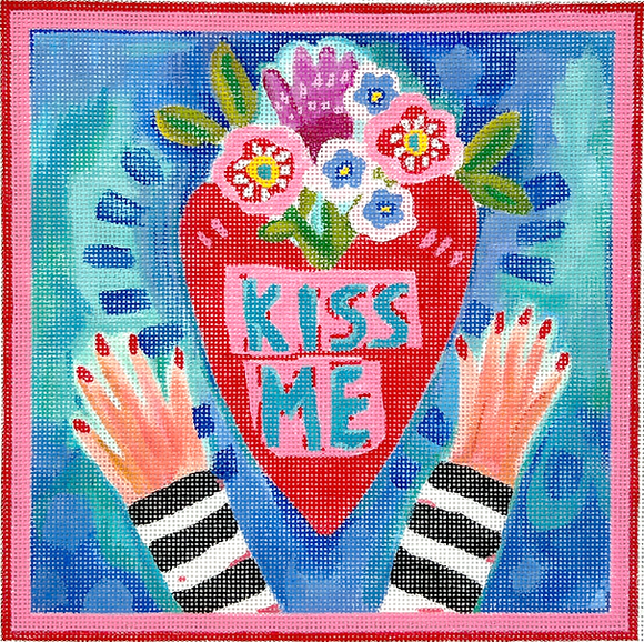 JE-PL-18 "Kiss Me" Heart w/Flowers and Hands
