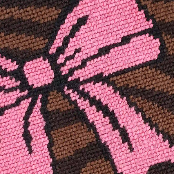 Fukuri Needlepoint kit - Pink Bow