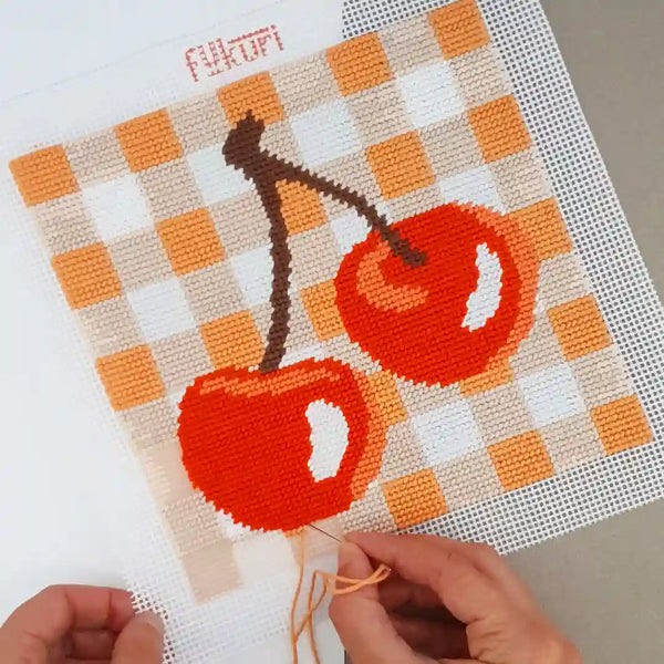 Fukuri Needlepoint kit - Cherries