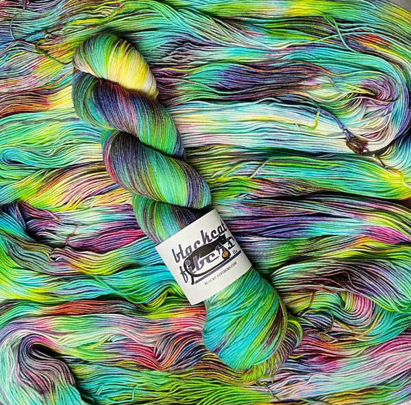 Unicorns VS. Narwhals- Nomad Sock