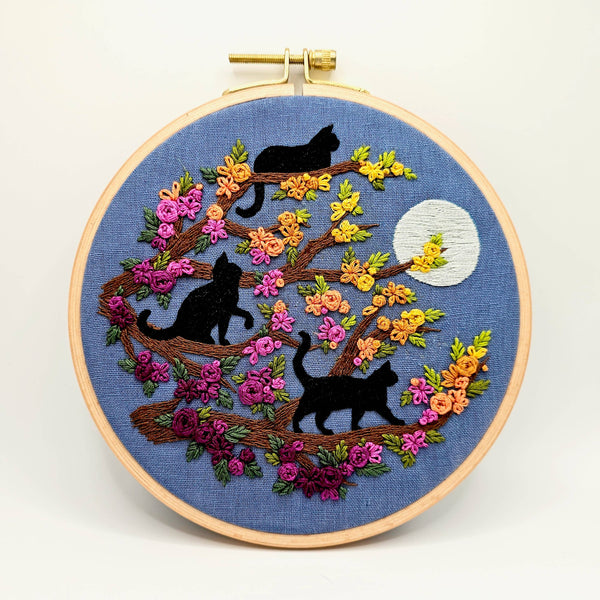 Jessica Long Catwalk Embroidery Kit: Black Cats