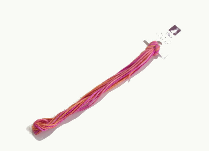 Silk N Colors* (Colors 00E - 133) - Needlepoint Joint