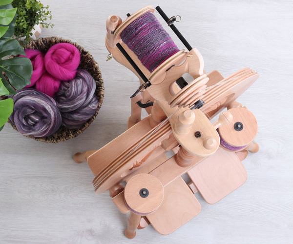 Ashford Traveller Spinning Wheel 3