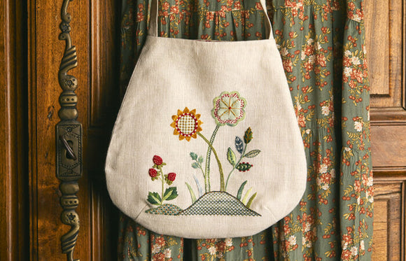 Woodland Strawberries Totebag Crewel Kit