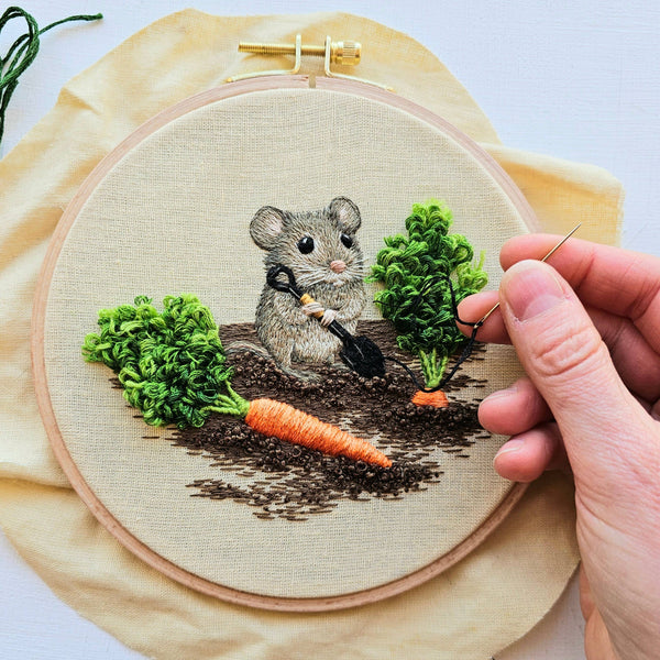 Jessica Long Garden Mouse Embroidery Kit