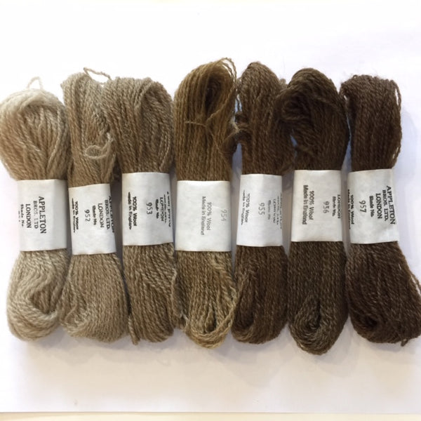 Appleton Tapestry Skein (Color # 901 - 998)