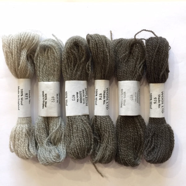 Appleton Tapestry Skein (Color # 901 - 998)