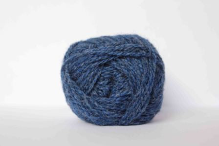 Jamieson & Smith 2-Ply Jumper Weight (Color # 1279 - FC79 