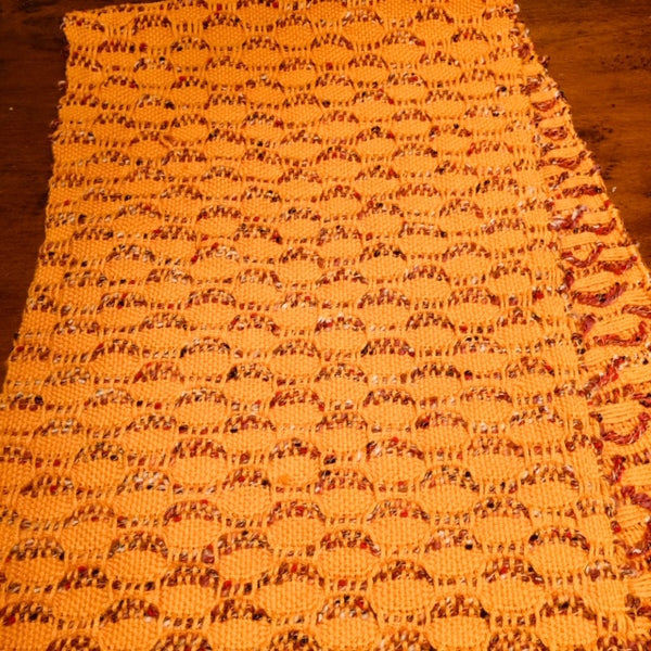 Busy Bee Honeycomb Table Runner Weaving Kit