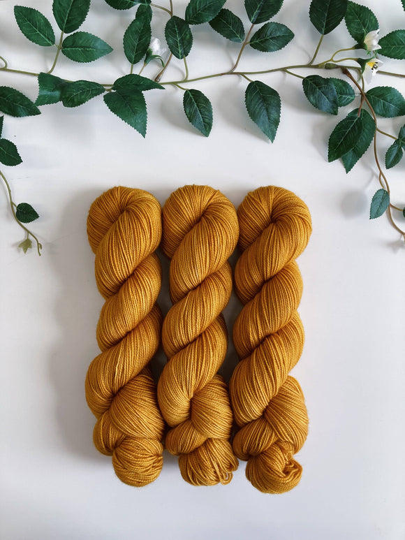 Prairie Sock Yarn • Hand-dyed Tonal Colors